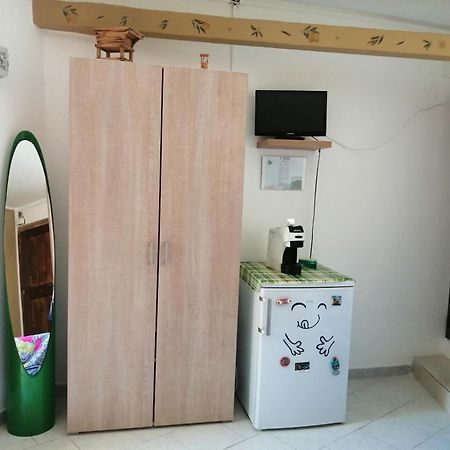 Room Holiday "Al Centro Storico" Palermo Zewnętrze zdjęcie